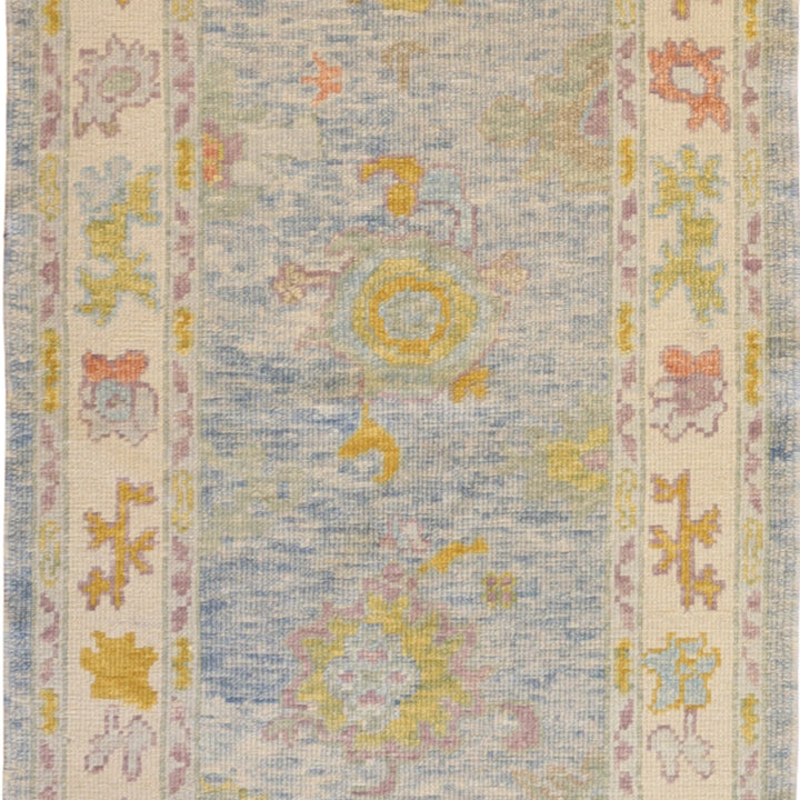 2'9" x 5'8" BEIGE AND GRAY OUSHAK GEOMETRIC TURKISH RUG