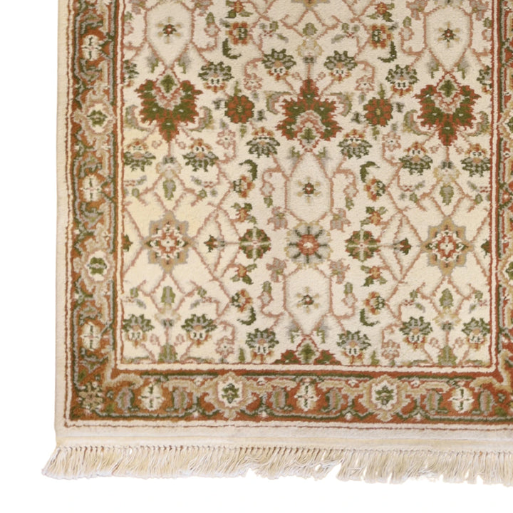 3'0" x 5'8" IVORY AND RUST KASHAN FLORAL INDIAN RUG
