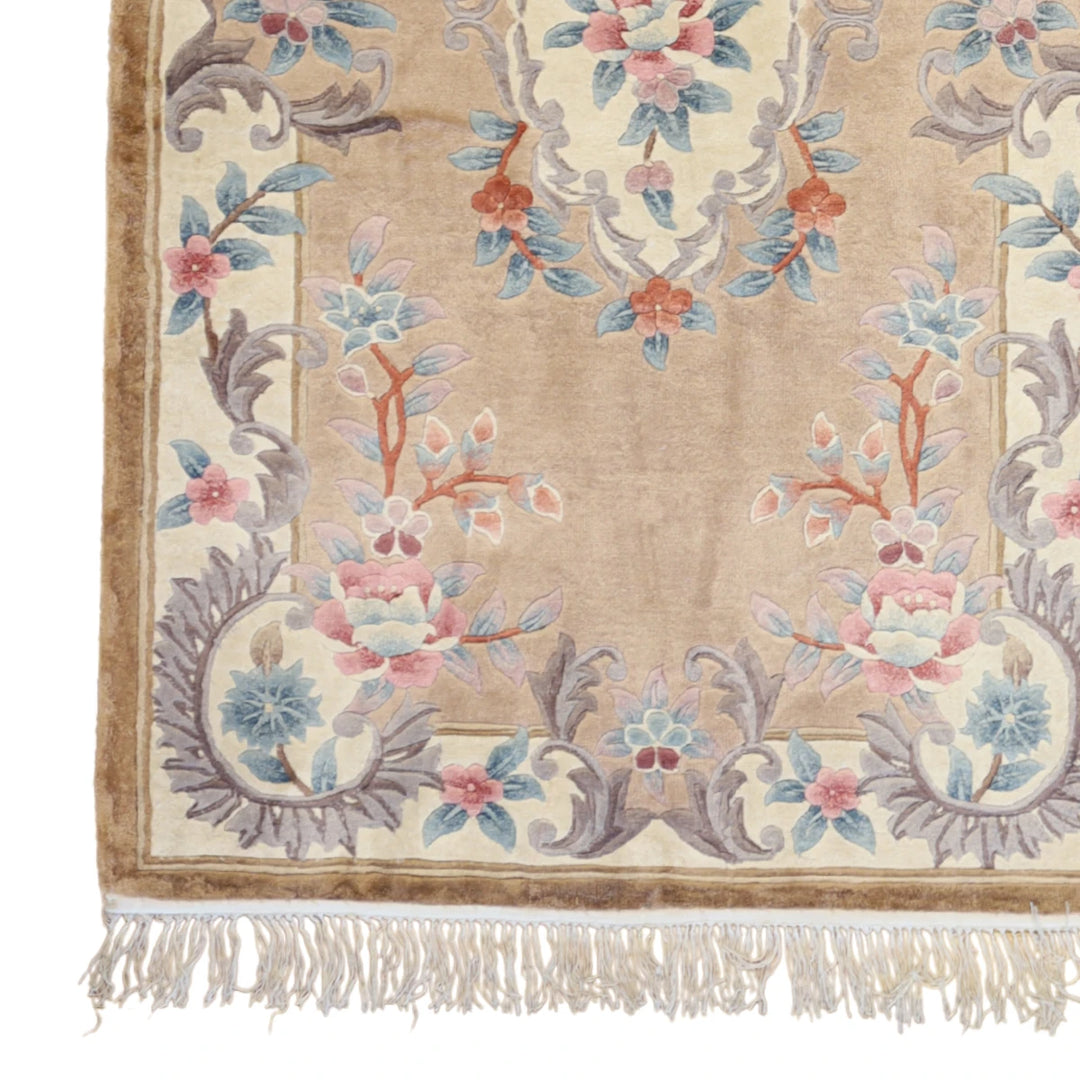 3'0" x 5'0" MAUVE AND WHITE AUBUSSON EUROPEAN CHINESE RUG