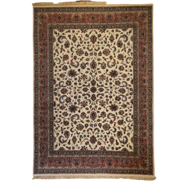 9'6" x 13'4" WHITE AND MAUVE KASHAN ALL-OVER INDIAN RUG