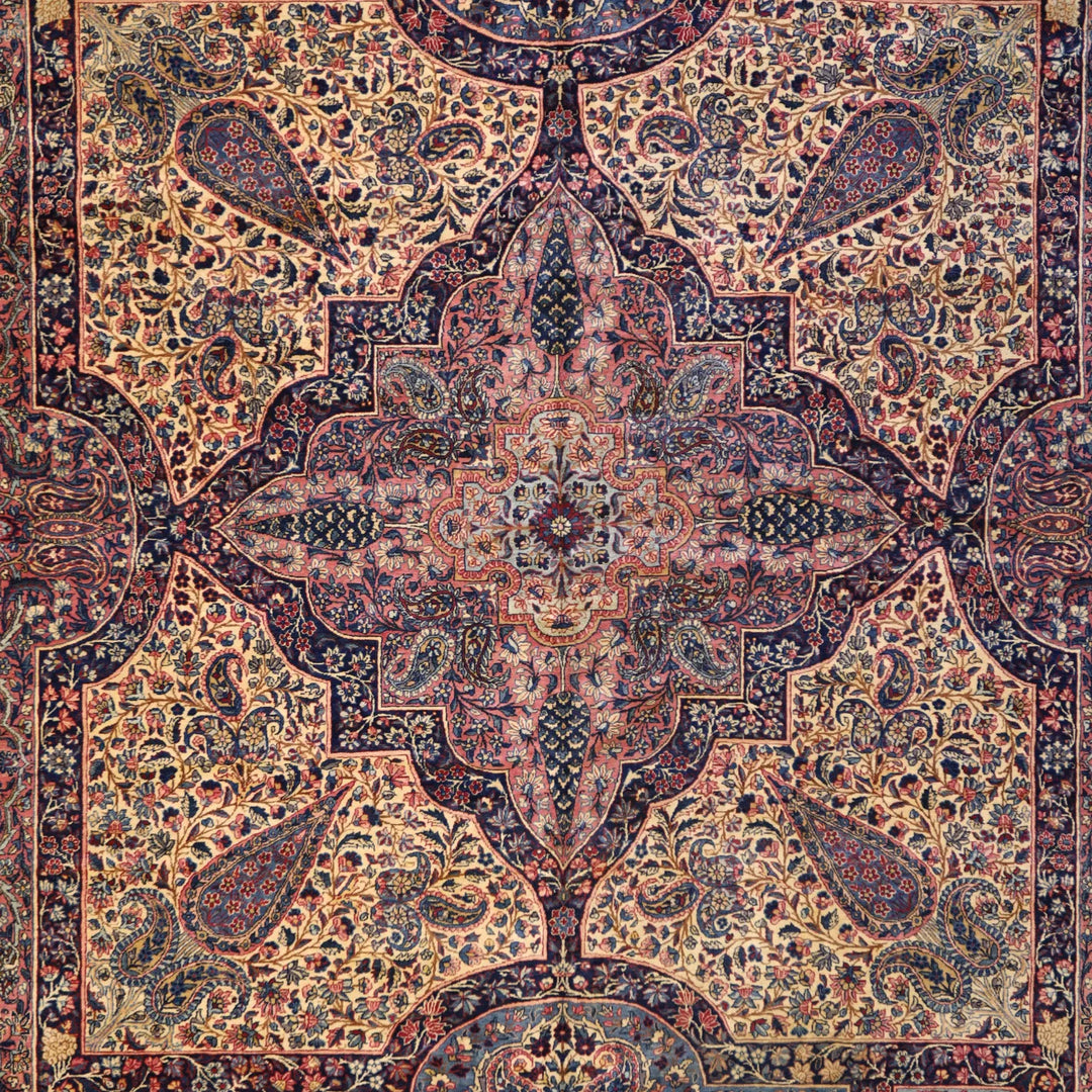 8'8" x 11'10" WHITE AND MAUVE KERMAN ANTIQUE PERSIAN RUG