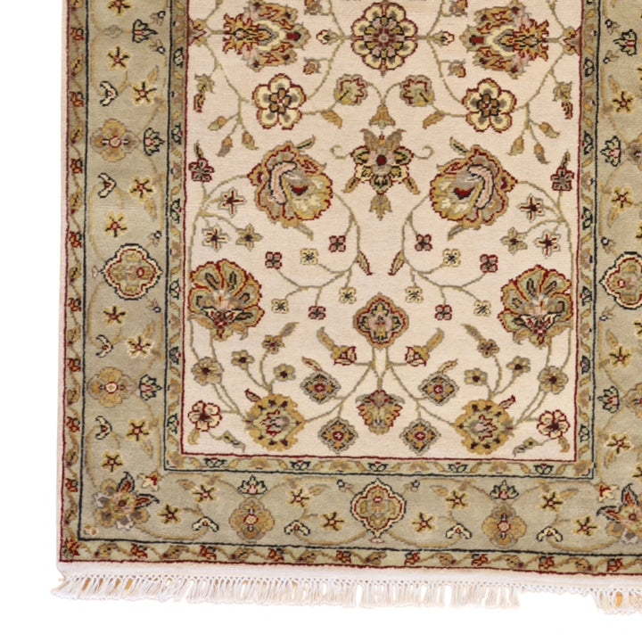 3'1" x 5'2" IVORY AND GOLD JAIPUR FLORAL INDIAN RUG