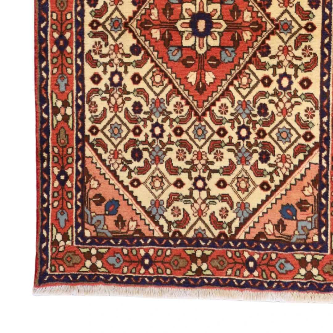 3'4" x 5'1" BEIGE AND RED HAMEDAN GEOMETRIC PERSIAN RUG
