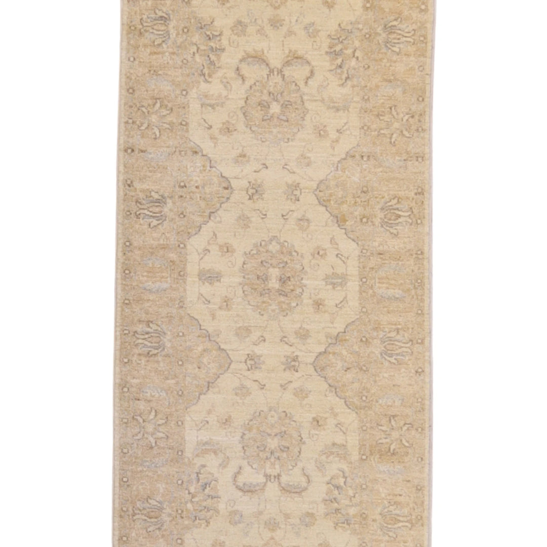 2' 8" x 9' 8" BEIGE AND TAN PESHAWAR FLORAL PAKISTANI RUG