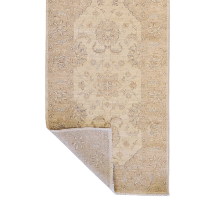 2' 8" x 9' 8" BEIGE AND TAN PESHAWAR FLORAL PAKISTANI RUG