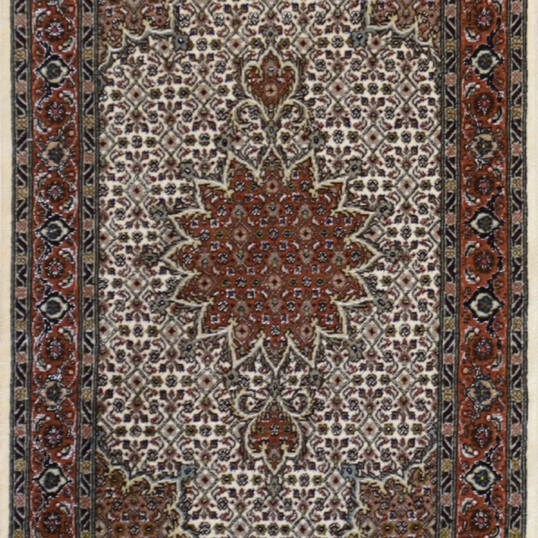 2'0" x 3'2" IVORY AND RUST TABRIZ FISH DESIGN PERSIAN RUG