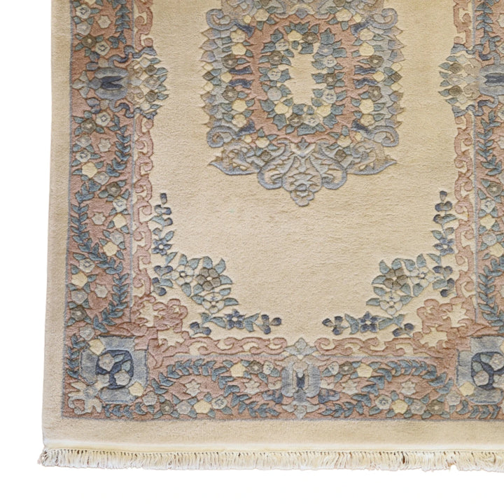 4'0" x 6'0" IVORY AND PINK ART-DECO FLORAL CHINESE RUG