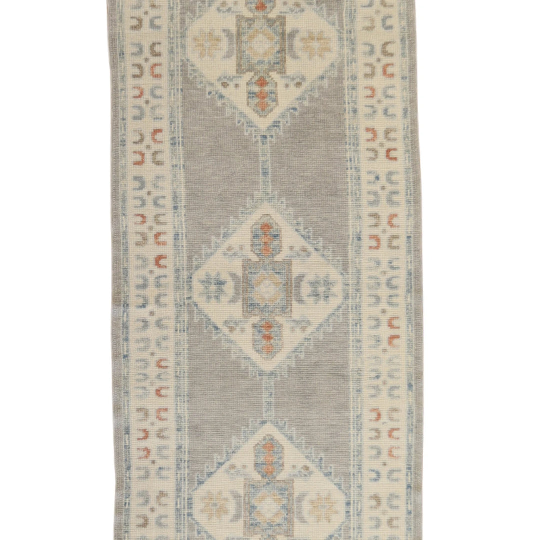 3' 0" x 10' 1" GRAY AND BEIGE OUSHAK GEOMETRIC TURKISH RUG