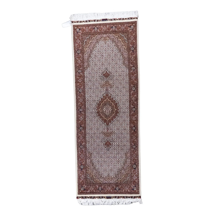 2' 6" x 6' 9" - BEIGE AND ROSE TABRIZ FISH DESIGN PERSIAN RUG ( 76 x 206 CM )