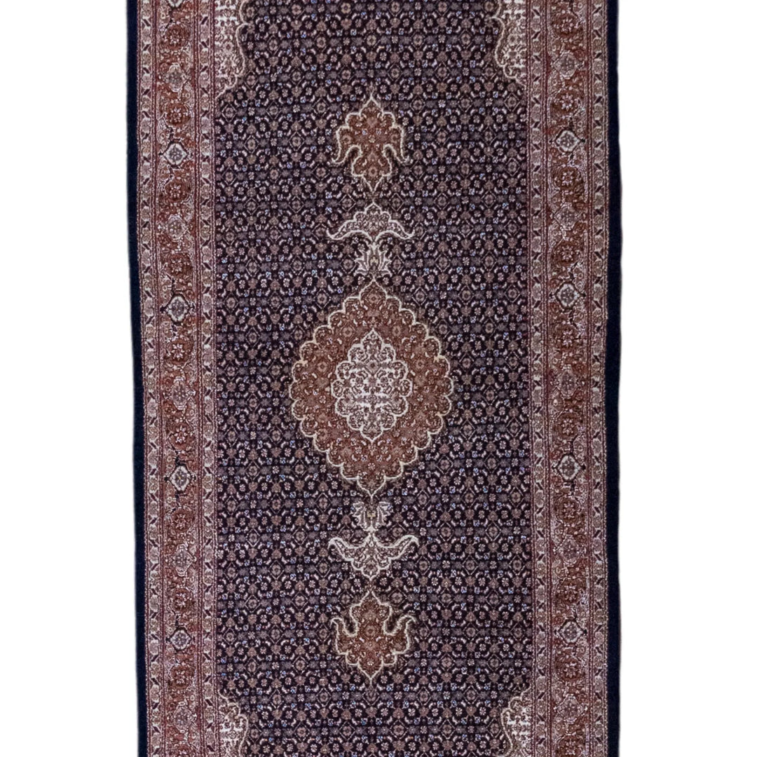 2' 7" x 6' 6" - NAVY AND ROSE TABRIZ FISH DESIGN PERSIAN RUG ( 79 x 198 CM )