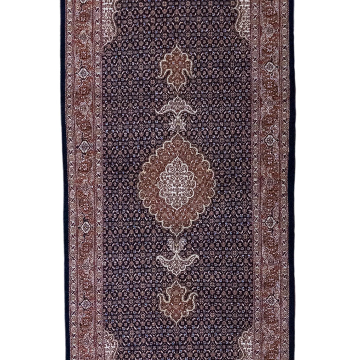 2' 7" x 6' 6" - NAVY AND ROSE TABRIZ FISH DESIGN PERSIAN RUG ( 79 x 198 CM )