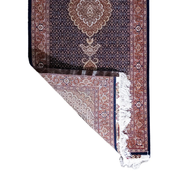 2' 9" x 6' 9" - MULTICOLOR AND ROSE TABRIZ FISH DESIGN PERSIAN RUG ( 84 x 206 CM )