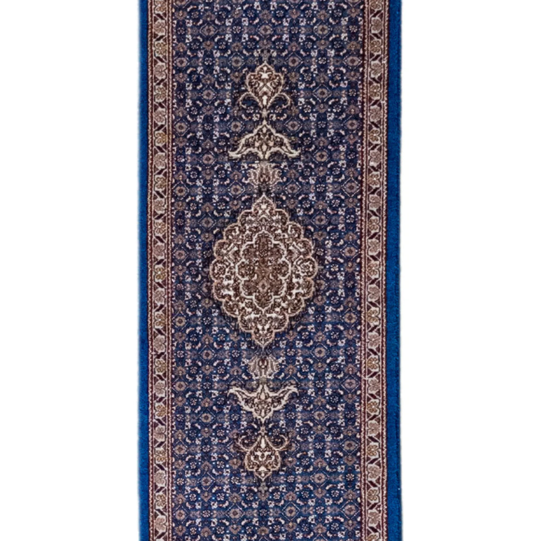 1' 3" x 4' 7" - BLACK AND GRAY TABRIZ FISH DESIGN PERSIAN RUG ( 38 x 140 CM )