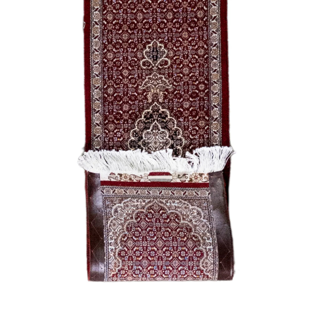 1' 3" x 4' 7" - RED AND BEIGE TABRIZ FISH DESIGN PERSIAN RUG ( 38 x 140 CM )