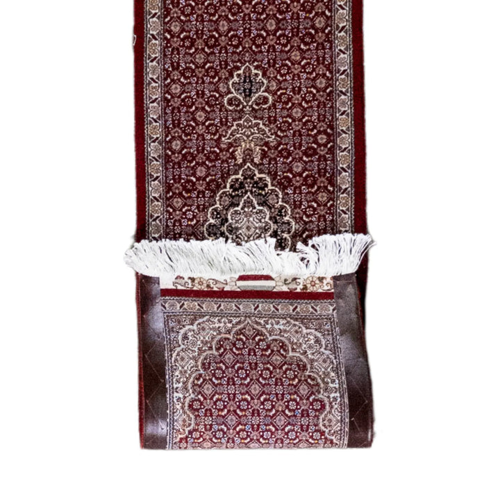 1' 3" x 4' 7" - RED AND BEIGE TABRIZ FISH DESIGN PERSIAN RUG ( 38 x 140 CM )