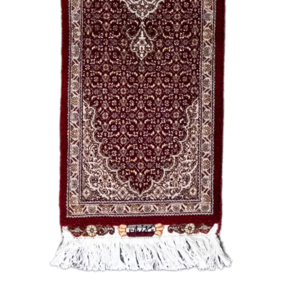 1' 2" x 4' 6" - RED AND BEIGE TABRIZ FISH DESIGN PERSIAN RUG ( 35 x 137 CM )