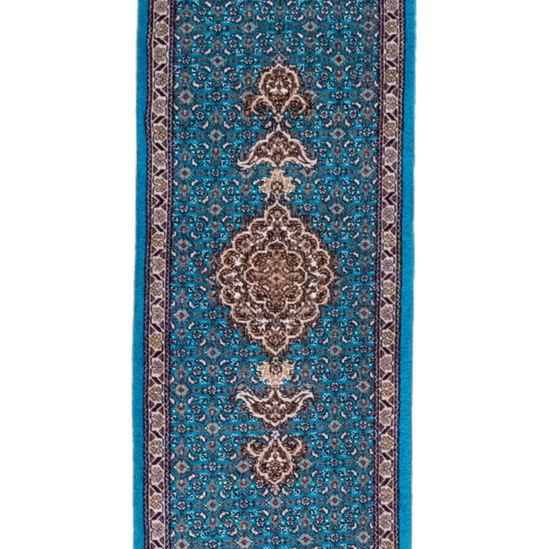 1' 3" x 4' 8" - GREEN AND GRAY TABRIZ FISH DESIGN PERSIAN RUG ( 38 x 142 CM )