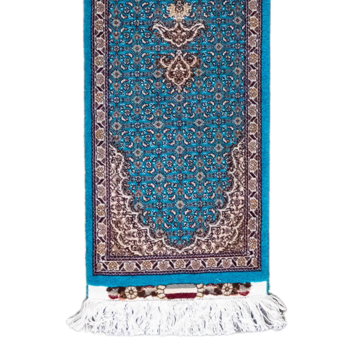 1' 3" x 4' 8" - GREEN AND GRAY TABRIZ FISH DESIGN PERSIAN RUG ( 38 x 142 CM )