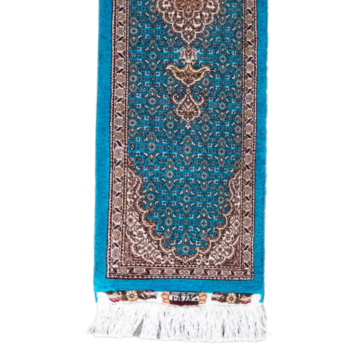 1' 2" x 4' 6" - GREEN AND BEIGE TABRIZ FISH DESIGN PERSIAN RUG ( 35 x 137 CM )