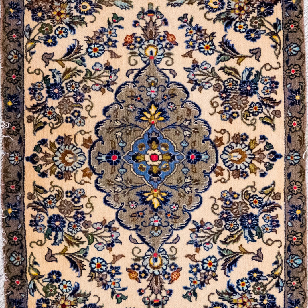 2' 5" x 3' 3" - BEIGE AND BROWN KASHAN FLORAL PERSIAN RUG ( 73 x 99 CM )