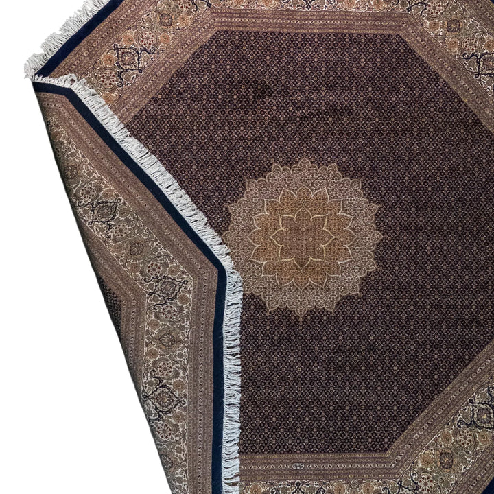 9' 10" x 9' 10" - BEIGE AND NAVY TABRIZ FISH DESIGN PERSIAN RUG ( 300 x 300 CM )