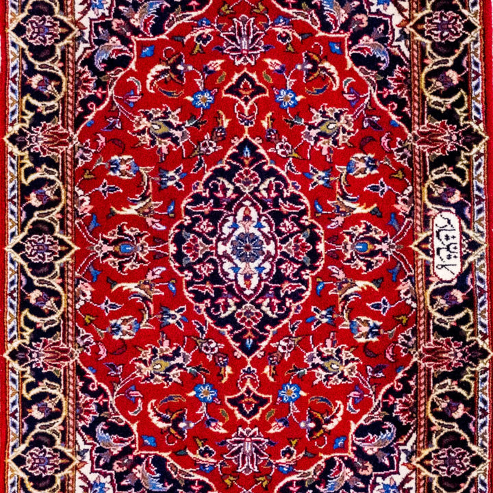 3' 3" x 6' 9" - RED AND NAVY KASHAN FLORAL PERSIAN RUG ( 99 x 206 CM )