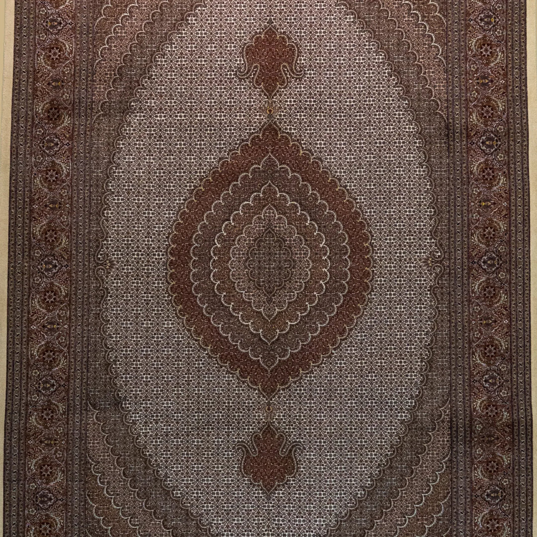 6' 7" x 9' 10" - BEIGE AND ROSE TABRIZ FISH DESIGN PERSIAN RUG ( 200 x 300 CM )