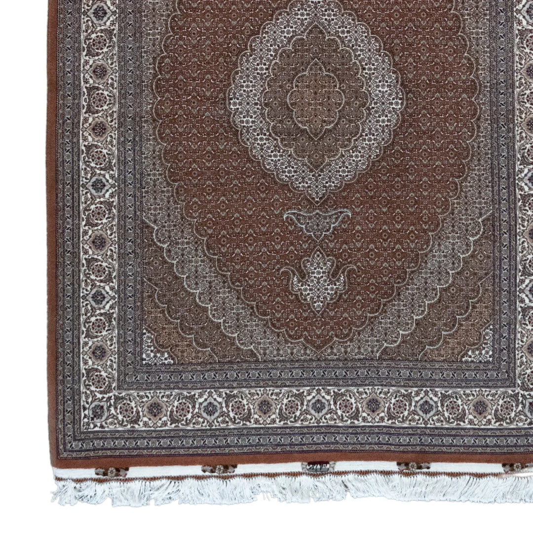 5' 0" x 6' 9" - ROSE AND BEIGE TABRIZ FISH DESIGN PERSIAN RUG ( 152 x 206 CM )