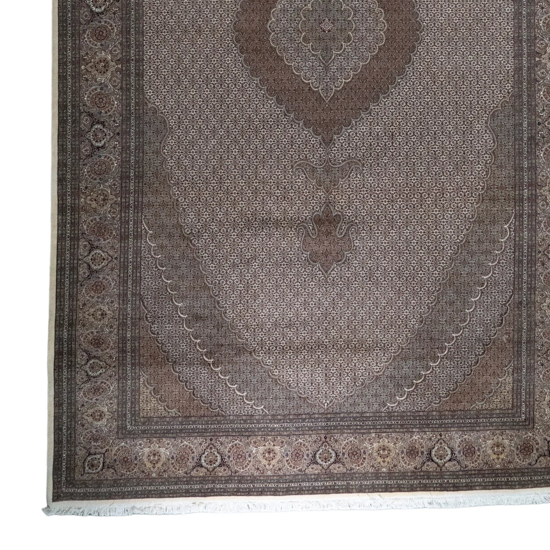 9' 9" x 16' 2" - BEIGE AND BROWN TABRIZ FISH DESIGN PERSIAN RUG ( 297 x 493 CM )