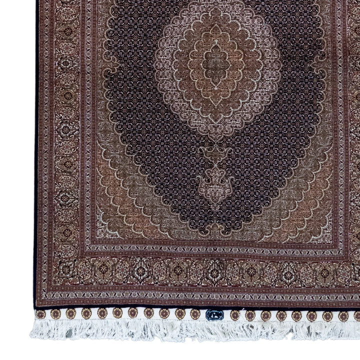 5' 1" x 6' 11" - NAVY AND GREEN TABRIZ FISH DESIGN PERSIAN RUG ( 155 x 211 CM )