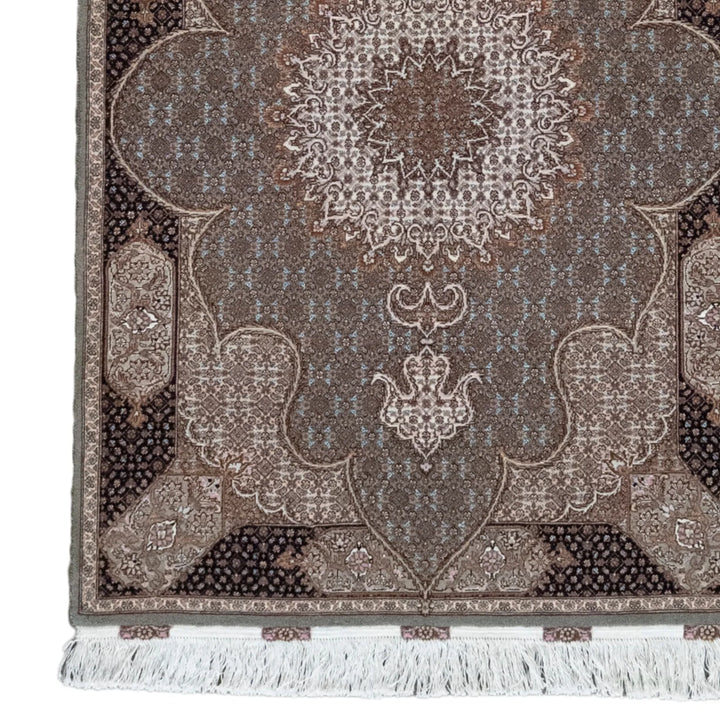 3' 5" x 4' 11" - GRAY AND NAVY TABRIZ FISH DESIGN PERSIAN RUG ( 104 x 150 CM )