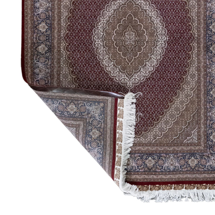 5' 2" x 6' 7" - RED AND NAVY TABRIZ FISH DESIGN PERSIAN RUG ( 157 x 200 CM )