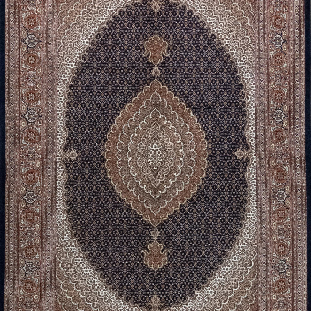 4' 10" x 6' 11" - NAVY AND ROSE TABRIZ FISH DESIGN PERSIAN RUG ( 147 x 211 CM )