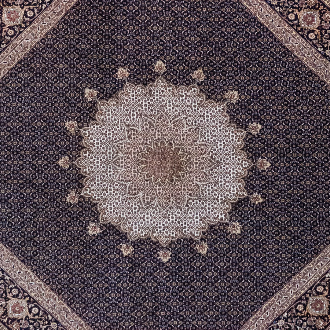 7' 1" x 7' 1" - NAVY AND NAVY TABRIZ FISH DESIGN PERSIAN RUG ( 216 x 216 CM )