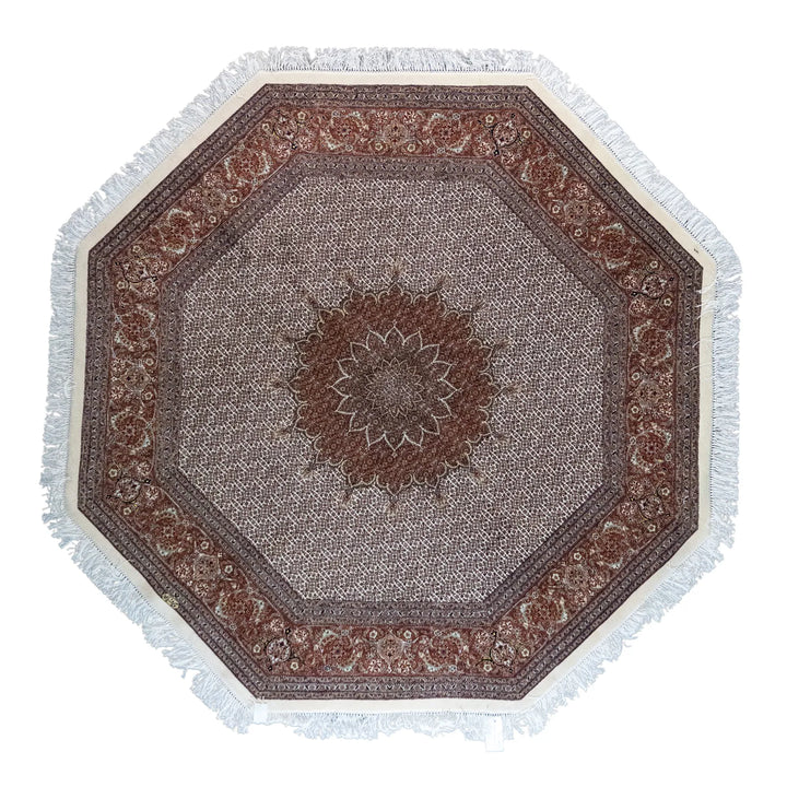 6' 7" x 6' 7" - BEIGE AND ROSE TABRIZ FISH DESIGN PERSIAN RUG ( 200 x 200 CM )