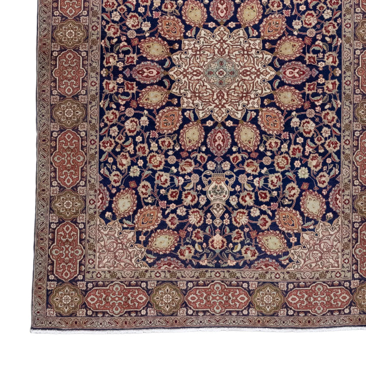 4' 8" x 6' 8" - NAVY AND BEIGE TABRIZ FLORAL PERSIAN RUG ( 142 x 203 CM )