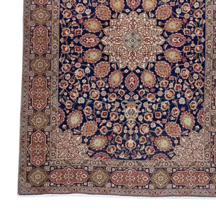 4' 8" x 6' 5" - NAVY AND BEIGE TABRIZ FLORAL PERSIAN RUG ( 142 x 195 CM )