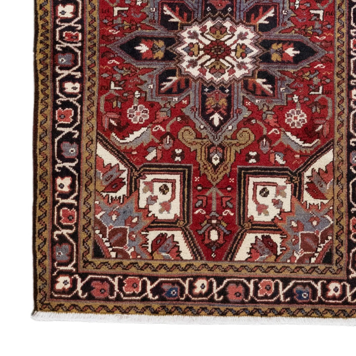 3' 1" x 4' 4" - RED AND BLACK HERIZ GEOMETRIC PERSIAN RUG ( 94 x 132 CM )