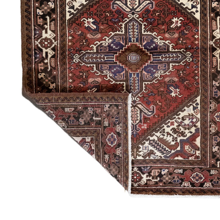 4' 11" x 6' 2" - RED AND NAVY HERIZ GEOMETRIC PERSIAN RUG ( 150 x 188 CM )