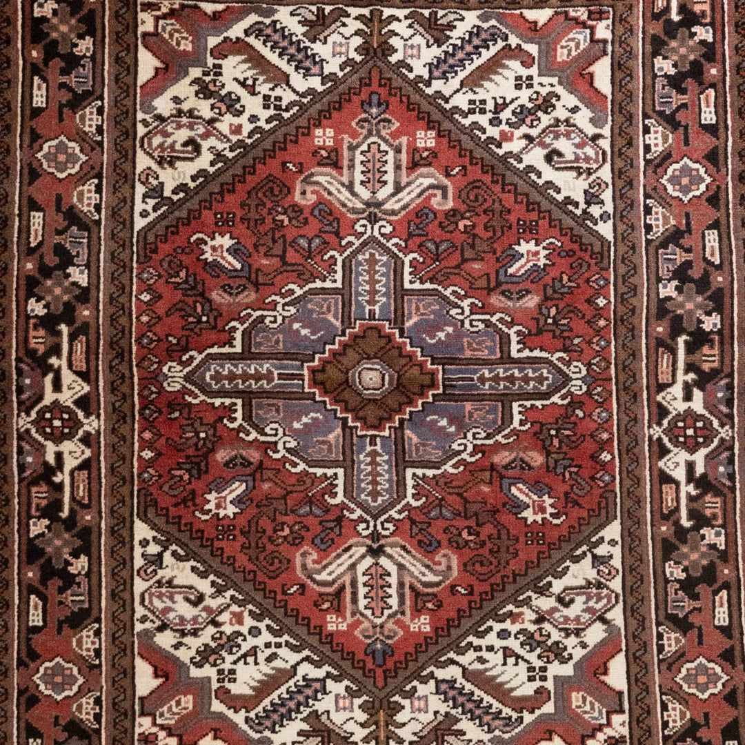 5' 0" x 6' 4" - RED AND NAVY HERIZ GEOMETRIC PERSIAN RUG ( 152 x 193 CM )