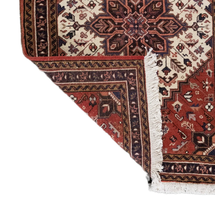 3' 3" x 4' 7" - RED AND BLUE HERIZ GEOMETRIC PERSIAN RUG ( 99 x 140 CM )