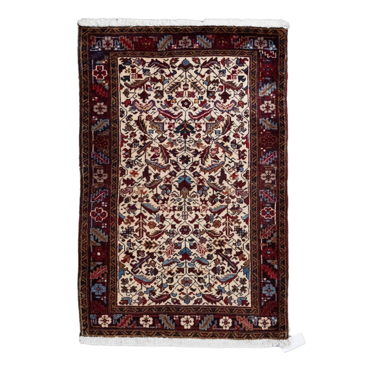3' 2" x 4' 8" - BEIGE AND RED HERIZ GEOMETRIC PERSIAN RUG ( 96 x 142 CM )