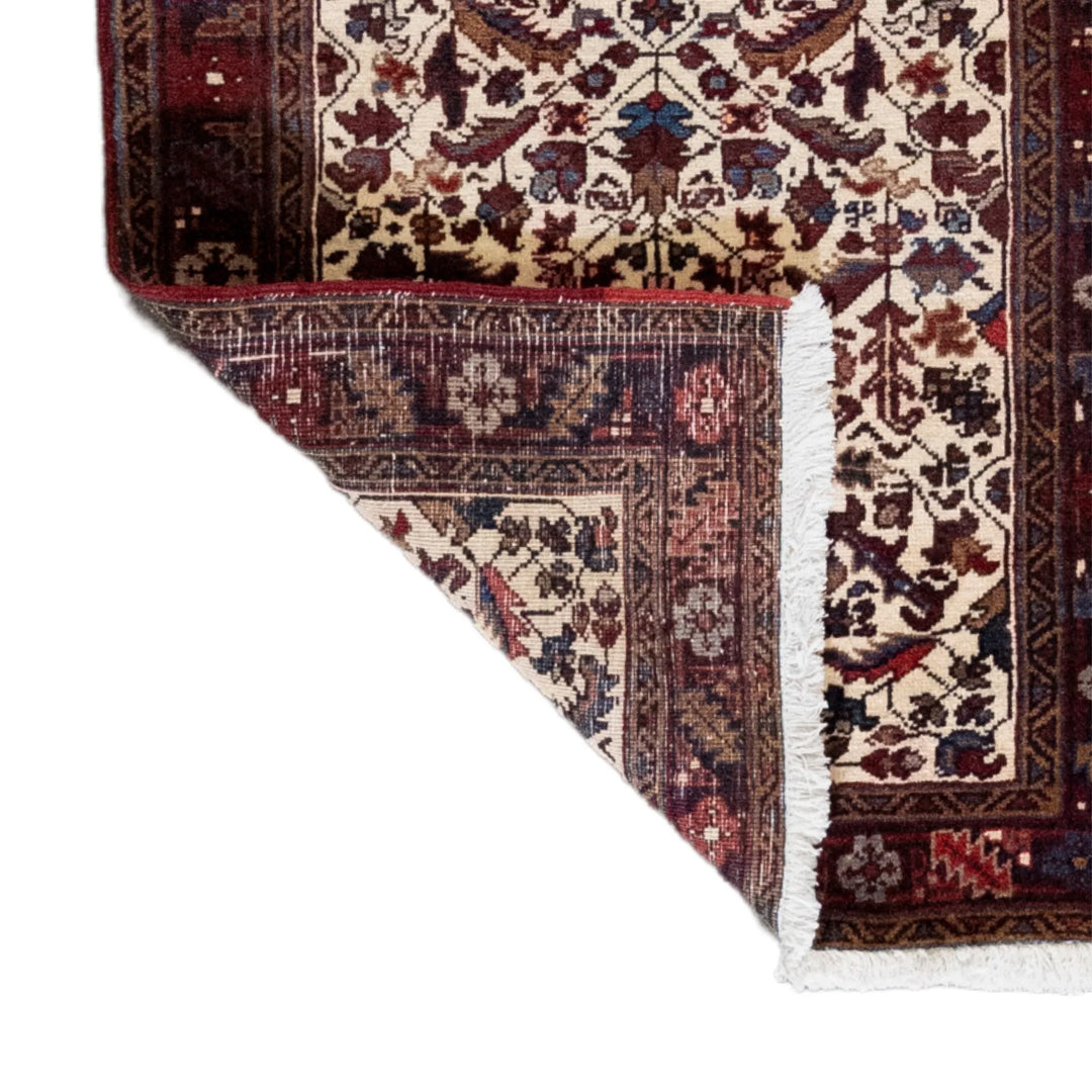 3' 1" x 4' 10" - RED AND RED HERIZ GEOMETRIC PERSIAN RUG ( 94 x 147 CM )