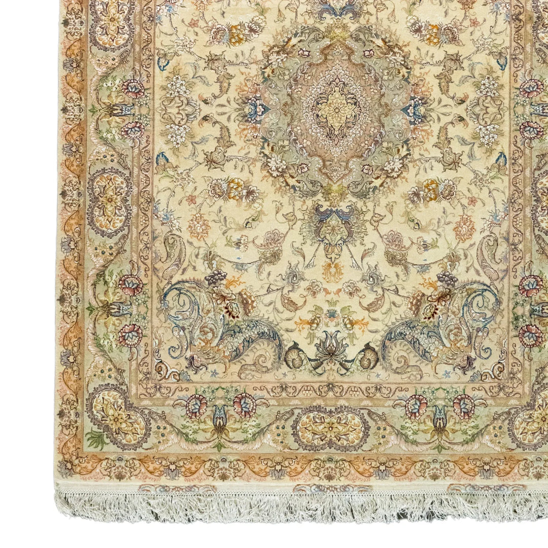 4' 11" x 6' 8" - BEIGE AND GREEN TABRIZ FLORAL PERSIAN RUG ( 150 x 203 CM )