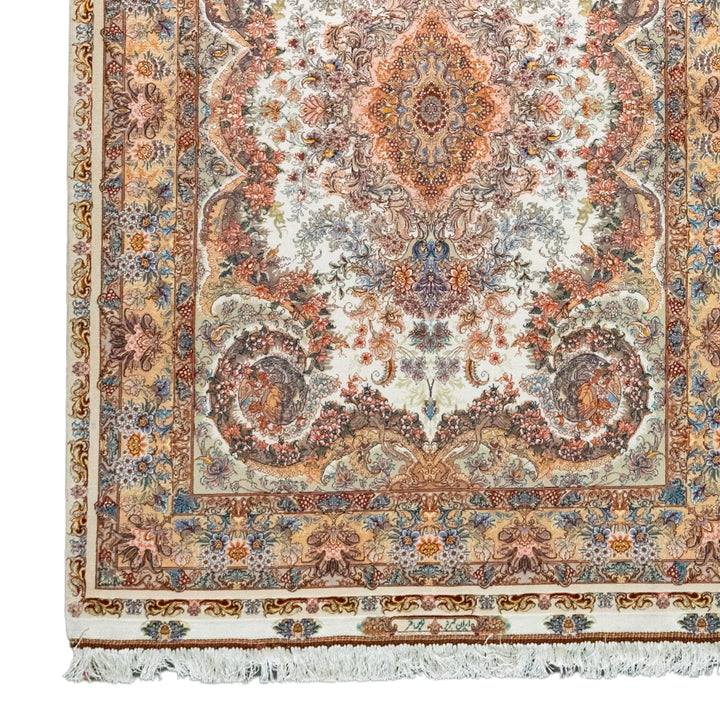 4' 11" x 6' 11" - BEIGE AND ROSE TABRIZ FLORAL PERSIAN RUG ( 150 x 211 CM )