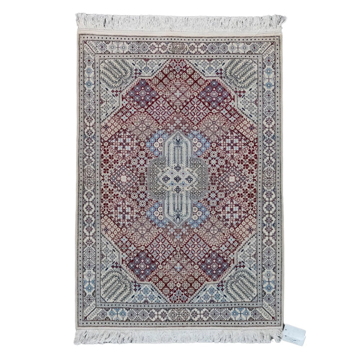 3' 5" x 4' 10" - RED AND GREEN NAEIN FLORAL PERSIAN RUG ( 104 x 147 CM )