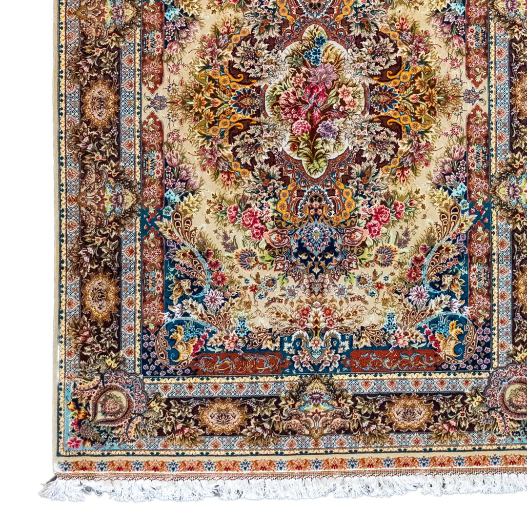 5' 0" x 7' 0" - BEIGE AND MULTICOLOR ISFAHAN FLORAL PERSIAN RUG ( 152 x 213 CM )
