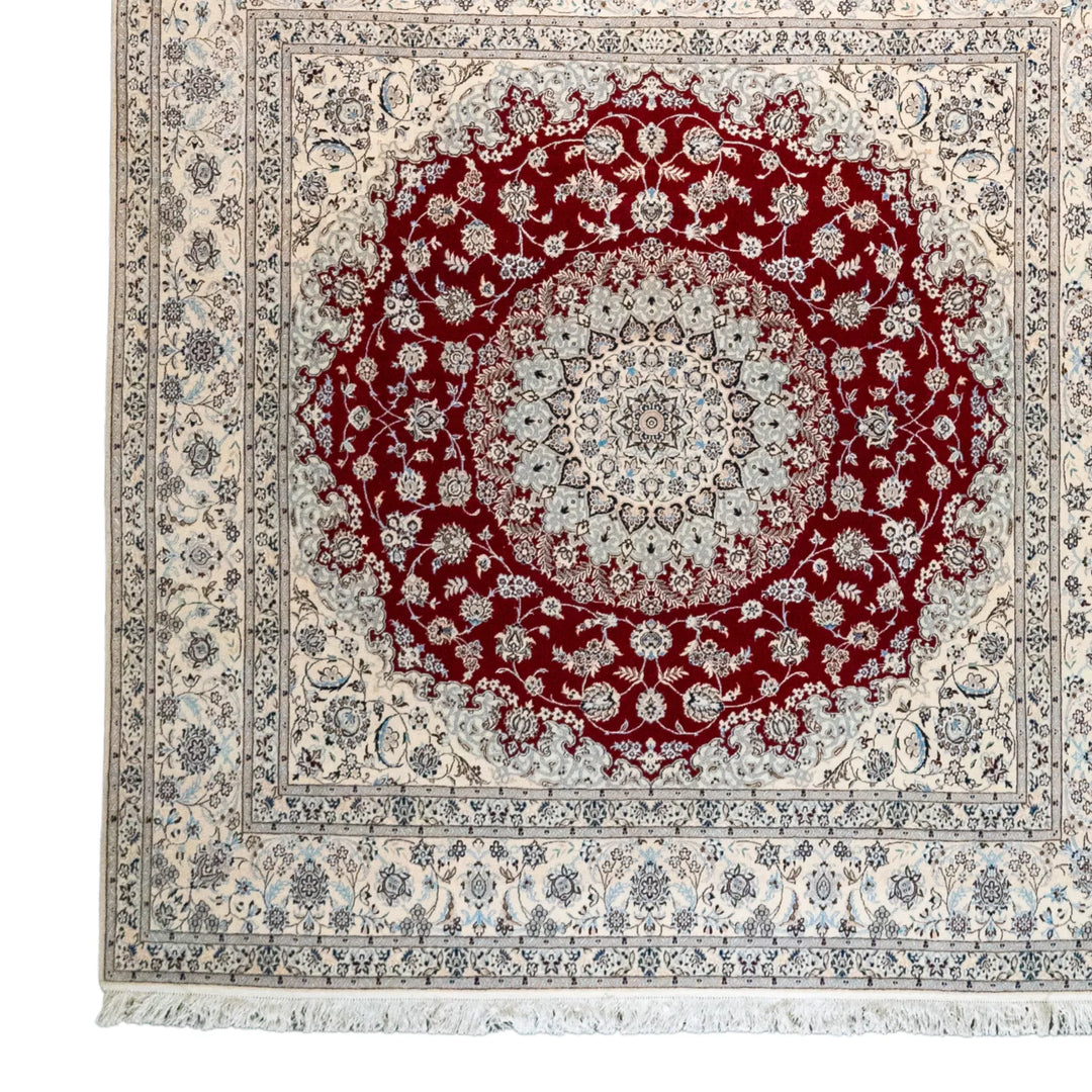 6' 8" x 6' 9" - NAVY AND BEIGE NAEIN FLORAL PERSIAN RUG ( 203 x 206 CM )