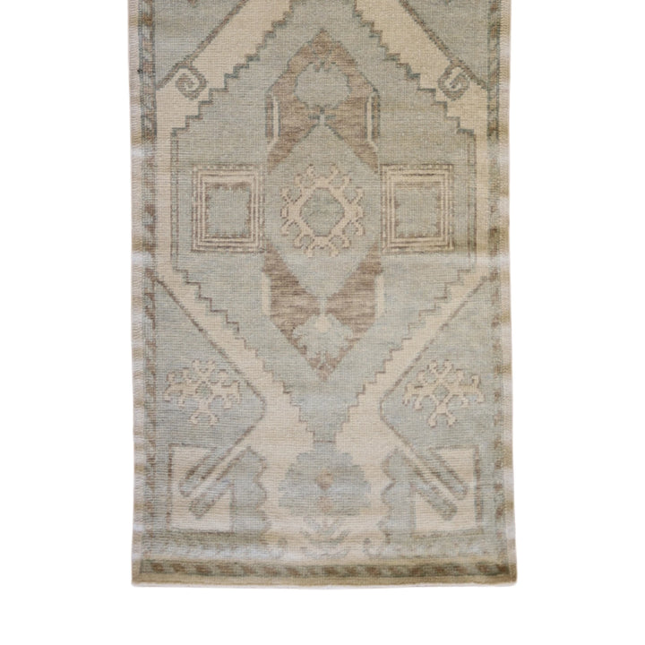 3'0" x 10'5" TAN AND BLUE OUSHAK GEOMETRIC TURKISH RUG