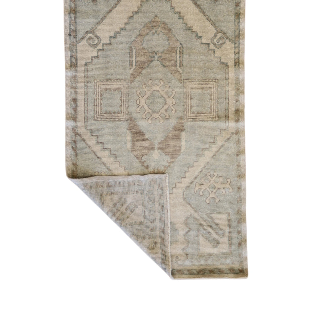 3'0" x 10'5" TAN AND BLUE OUSHAK GEOMETRIC TURKISH RUG